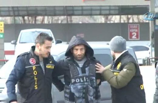 Eşini öldürdükten sonra röportaj veren zanlı yakalandı