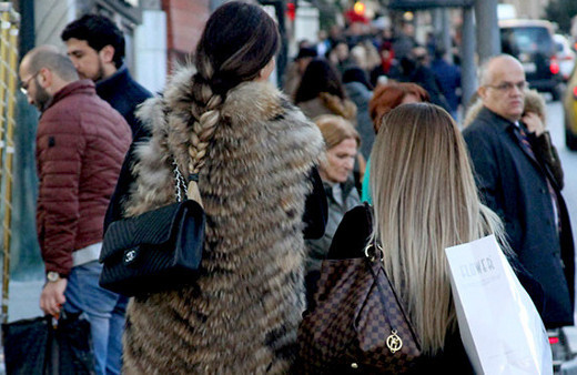 Sosyetik güzel 'yok artık' dedirtti! Görenin ağzı açık kaldı