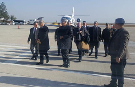 İlker Başbuğ siyasete mi giriyor yanındaki sürpriz isme bakın!