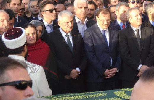 AK Partili Miroğlu'nun oğlu son yolculuğuna uğurlandı