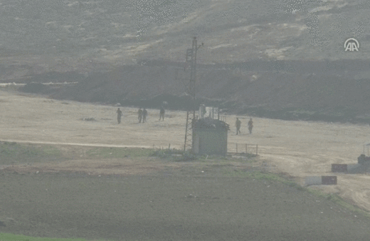 Afrin'deki terör mevzileri topçu birliklerince vuruluyor 