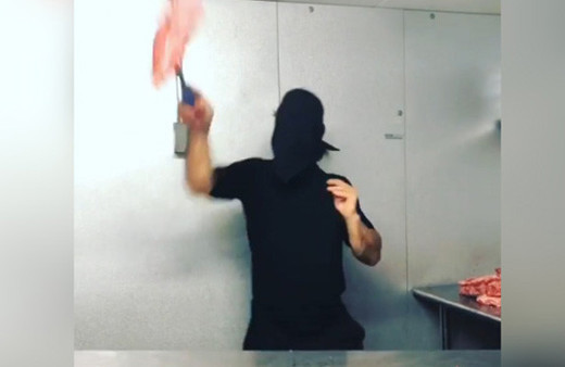 Nusret'ten gözü bağlı şov