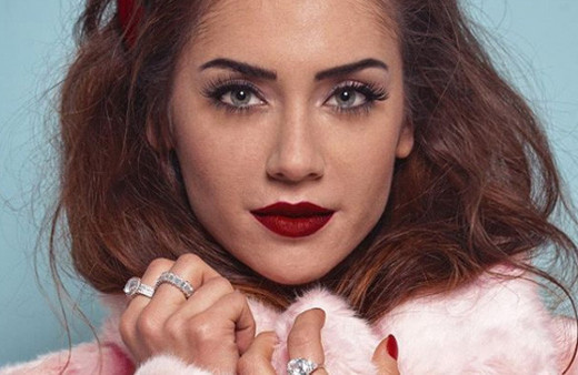 'Hayırlı evlat' Fulya Zenginer annesi için bakın ne yaptı