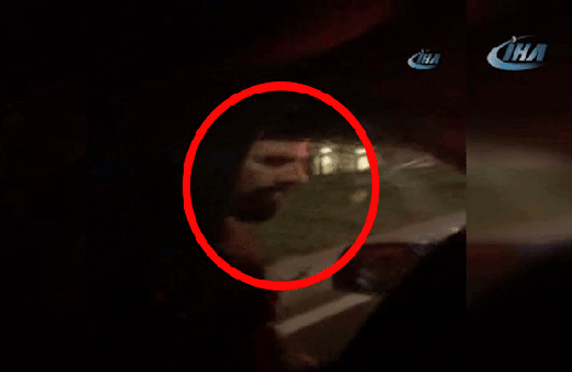 Taksici elindeki bıçakla dehşet saçtı!