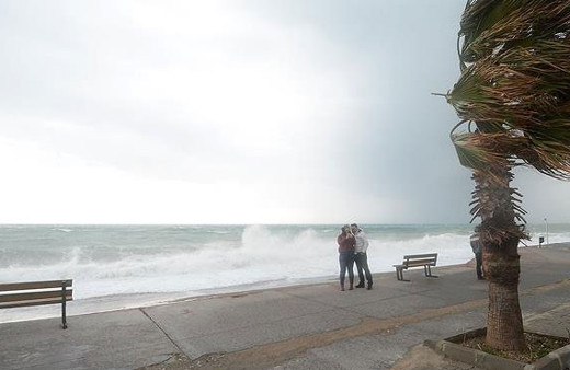Antalya, Muğla, Burdur ve Isparta için fırtına uyarısı