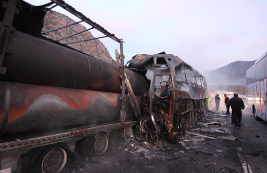 Çorum'da feci kaza ölü sayısı çok yüksek! Ölenlerin isimleri ise...