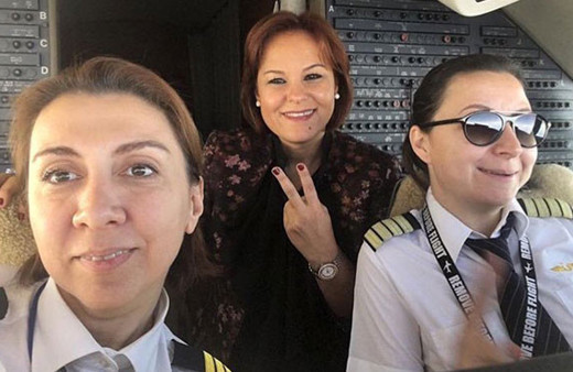 O pilotlarla ilgili bomba iddialar! Bayıldılar mı yoksa...