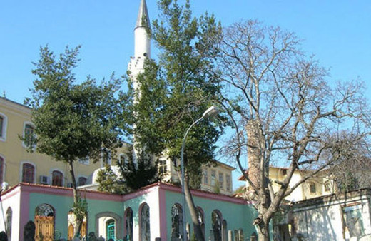 Tuhaf FETÖ'cü! Aziz Mahmud Hüdai Türbesi'ne gidip...