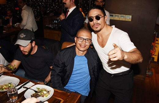 Alex Nusret'e gitti 4 kilo et yedi!