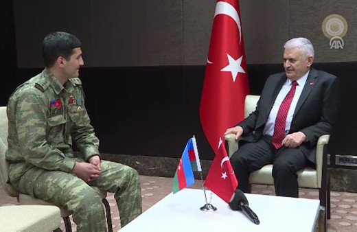 Karabağ gazisinden Başbakan Yıldırım'a duygulandıran ziyaret