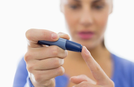 Diyabet hastaları yılda bir kez göz muayenesi olmalı