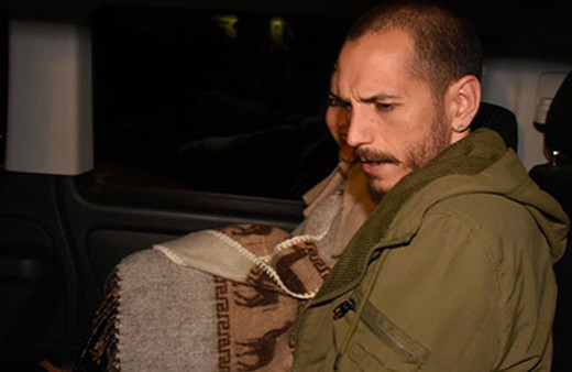 Gizemli erkekle İstanbul gecelerinde basıldı!