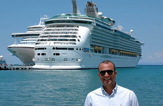 Kuşadası'nda şok ölüm: Genç turizmci evinde ölü bulundu!