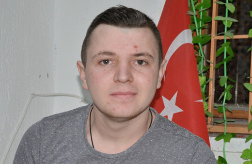 Asker olma hayaliyle 1 yılda verdiği kiloya bakın!