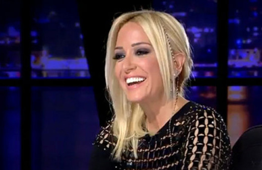 Futbol programında Saba Tümer'i zora sokan soru: Çok sert