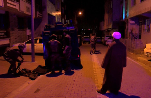 İstanbul'da pompalı dehşeti: Yaralılar var!