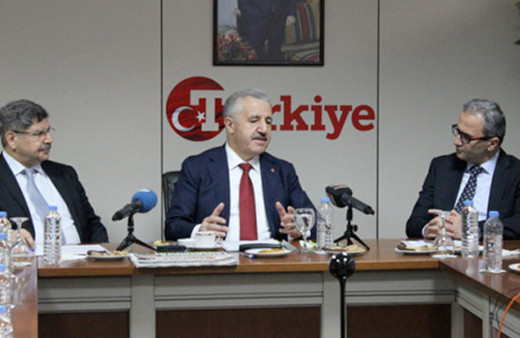 Ahmet Arslan'dan 'köprüler zarar ediyor' eleştirisine yanıt