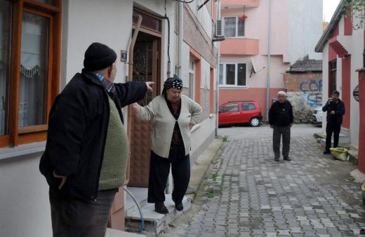 Miras yüzünden küsen kardeşlerin akıl almaz kavgası