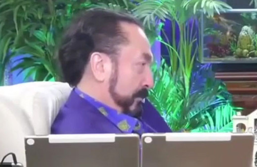 Adnan Oktar'dan Nagehan Alçı'ya: Yüz kızartacak bir olay var; ben mi söyleyeyim?