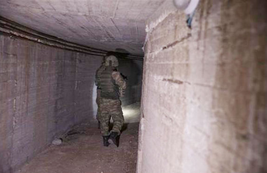 Tünelin ucu öyle bir yere çıktı ki! Köstebek gibi yaşamışlar