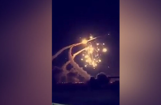 Yemen, Suudi Arabistan'ın başkenti Riyad'ı vurdu