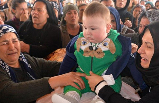 6 aylık bebeğin annesine son bakışı yürek burktu!