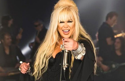 Zerrin Özer: Kızlar evlenene kadar bakire olmalı