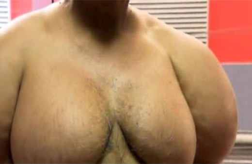 Denize girdi bu hale geldi görenler şoke oluyor!