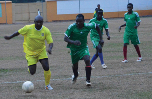 Devlet başkanına faul yapan futbolcular gözaltına alındı!