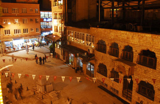 O dizi başlayınca sokaklar boşalırdı