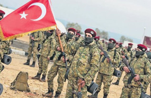 Kürt Şahinleri Tugayı Türk bayrağıyla görevde