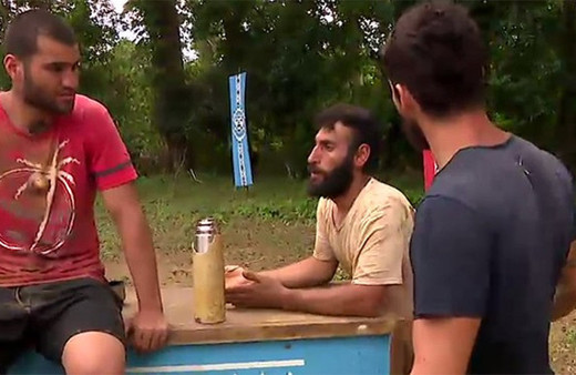 Survivor'da Anıl'ın hareketi Cumali'nin tepkisini çekti!