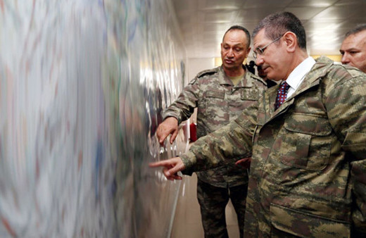 Bakan Canikli'den komuta merkezine ziyaret