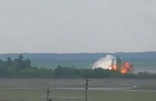 Rus uçağının düşme anı görüntülendi!