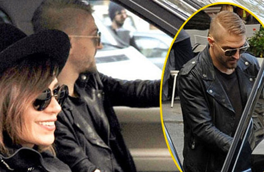 Ne yaptın Caner! Taksiye çarpıp kaçtı eşi küfürler savurdu