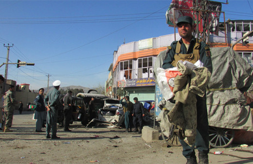 Afganistan'da intihar saldırısı: 3 ölü