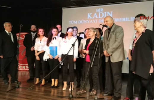 Canan Karatay'dan türkü şovu!