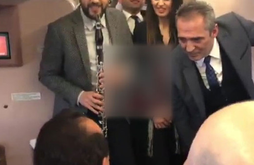 Ünlüler sınıra gidiyor! İşte uçaktan renkli görüntüler