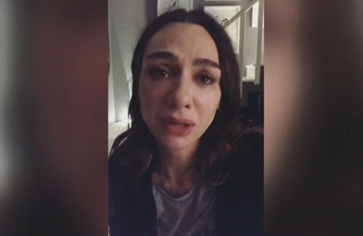 Birce Akalay ölüm haberini gözyaşları içinde verdi! 