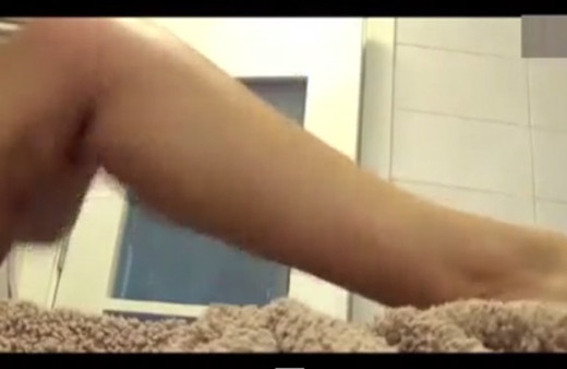 Çıplak fotoğraftan sonra şimdi de bu Hülya Avşar filmini böyle tanıtınca...