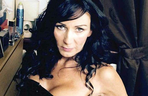 Düğün günü gelinin kıskançlığı skandala neden oldu