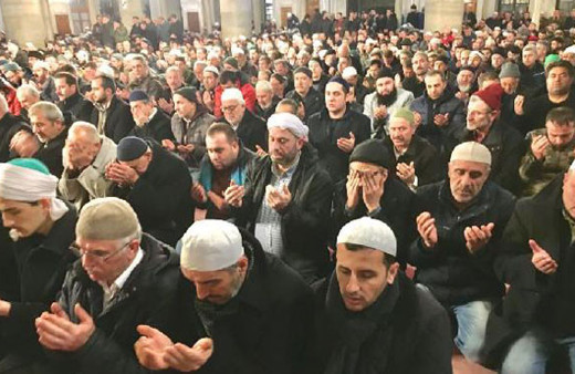 Yeni kriz kapıda! O ülkeden tehdit camileri kapatırız