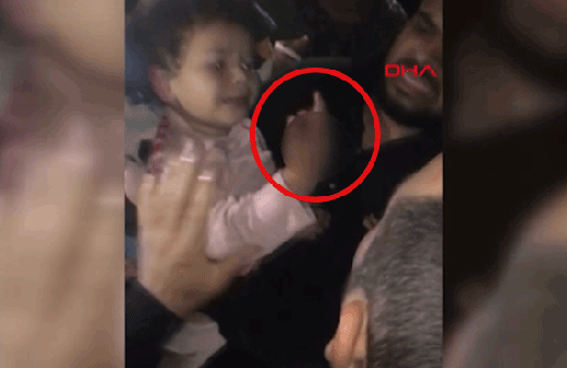 Asansör faciası! Eli sıkışan çocuğun 2 parmağı koptu