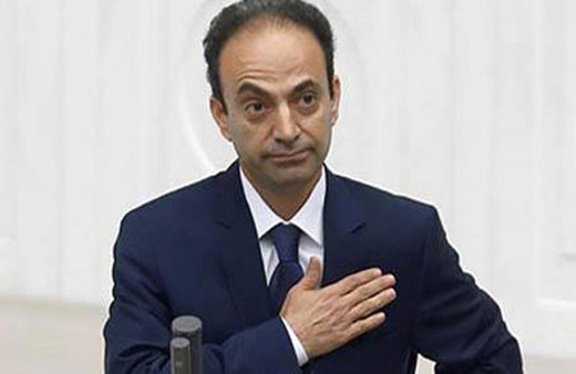 Baydemir ve Selma Irmak'ın vekilliği düşürüldü 