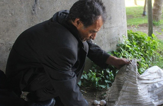 Polis durdurup çevirdi çuvaldan çıkanlar şaşırttı! 