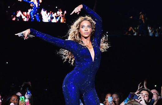 Beyonce 11 saat stüdyoya kapandı