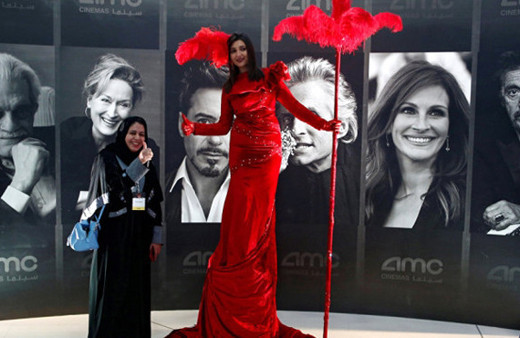 Suudi Arabistan'a 35 yıl sonra ilk sinema salonu açıldı