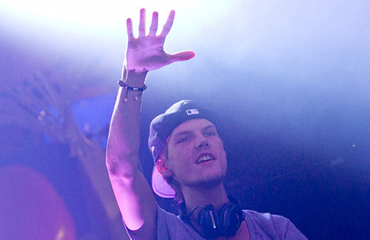 Dünyaca ünlü DJ Avicii hayatını kaybetti