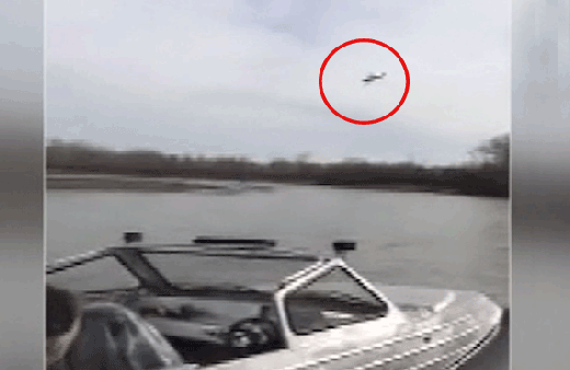 Feci kaza! Uçak göle böyle çakıldı: 2 ölü