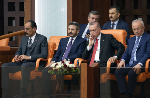 Erdoğan TBMM'de! 23 Nisan özel oturumu canlı yayını...